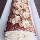 Coffee flavored meringue roll with hazelnuts 1kg