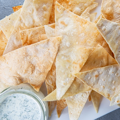 Lavash chips with sour cream sauce (1 plate/170g)