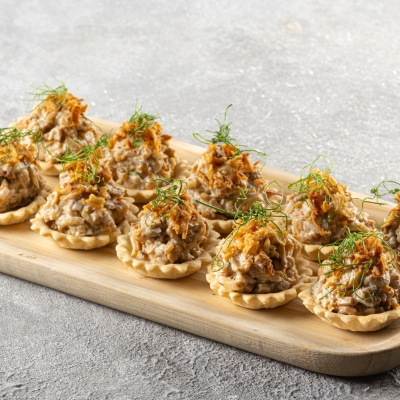 Tartlet with wild mushroom salad (20 g/pcs)