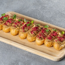 Light chicken liver pâté éclair with lingonberry confit – 25 g - 1