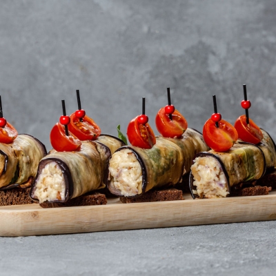 Baklazaanirullid juustu ja Kreeka pähklitega (45 g/tk)