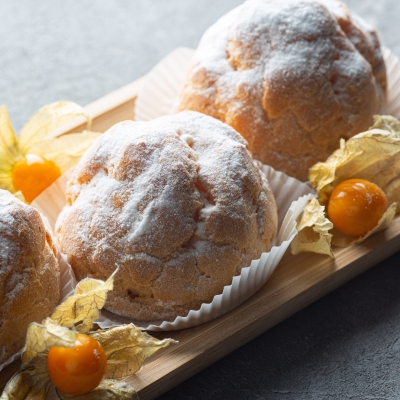 Кармашки с творогом и взбитыми сливками  (85 гр/шт)