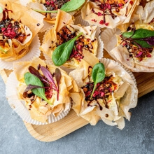 Filo basket with Feta cheese, semi-dried tomatoes and thyme 1 pc/40 gr