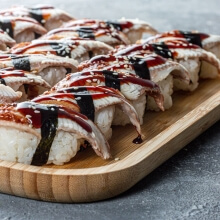 Sushi nigiri with eel and unagi souce / 24 pcs - 2