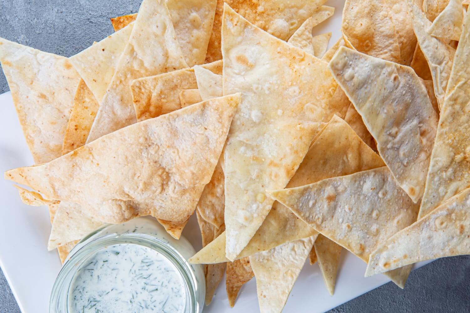 Lavash chips with sour cream sauce (1 plate/170g)