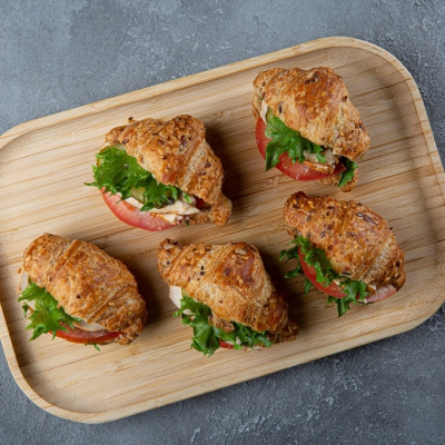 Croissant grillkanaga (70 g/tk)