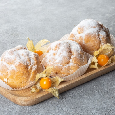 Кармашки с творогом и взбитыми сливками  (85 гр/шт)