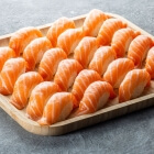Sushi nigiri with salmon / 24 pcs